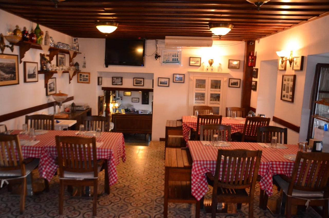 Aliye Hanim Hotel Ayvalik Bagian luar foto